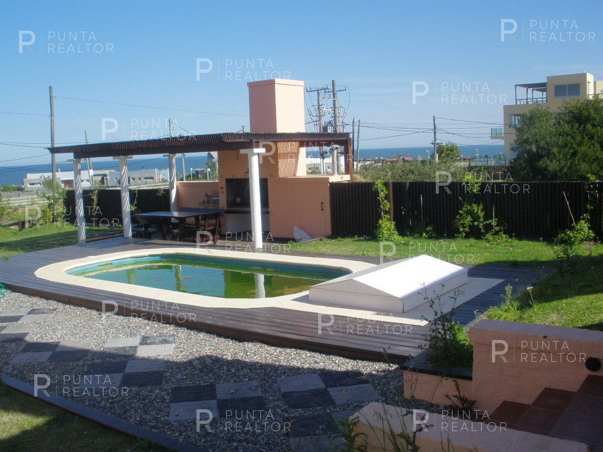 Casa ID.163 - Casa alquiler 4 dormitorios, pileta, Manantiales, Uruguay