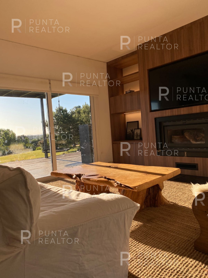 Casa ID.2532 - Alquiler Casa, 5 Dormitorios, Pueblo Mío, Manantiales, Uruguay