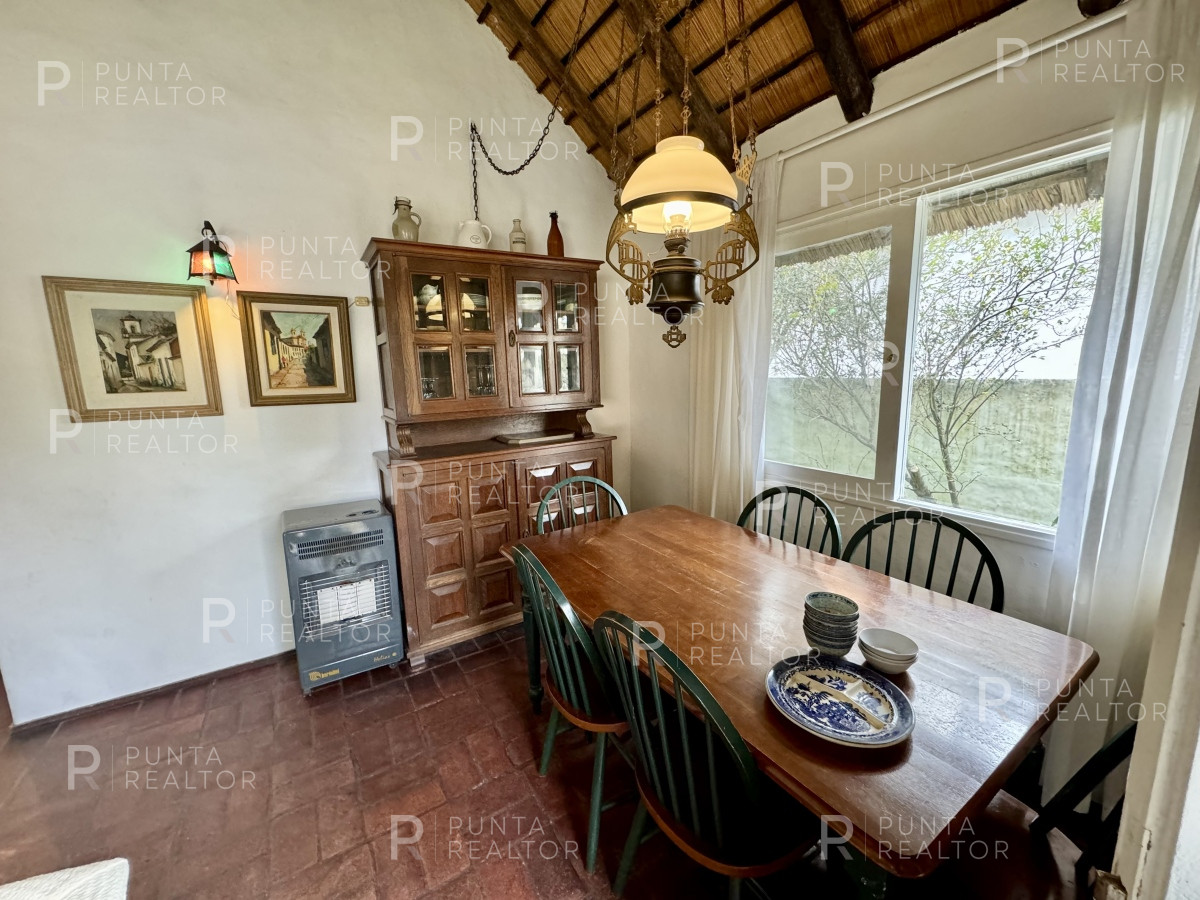 Casa ID.1935 - Casa en venta de 3 dormitorios en El Tesoro, La Barra, Uruguay