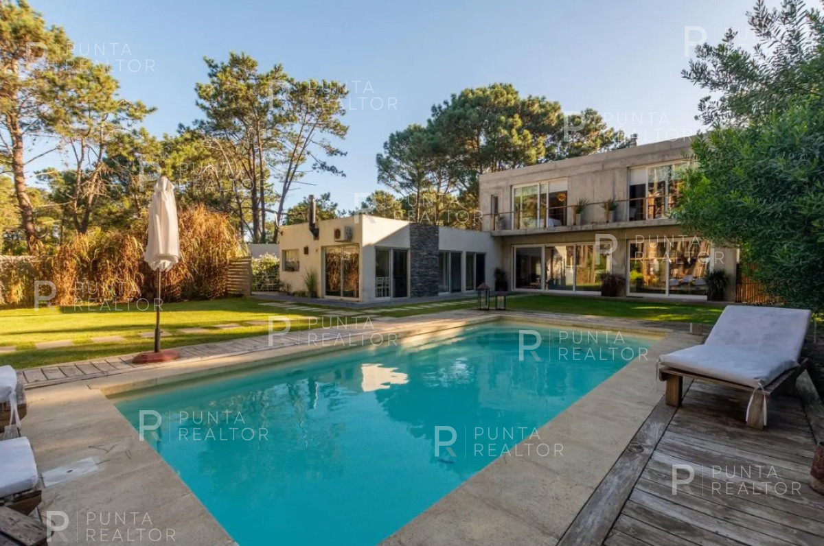 Casa ID.1773 - Venta casa 4 dormitorios La Barra, Uruguay 