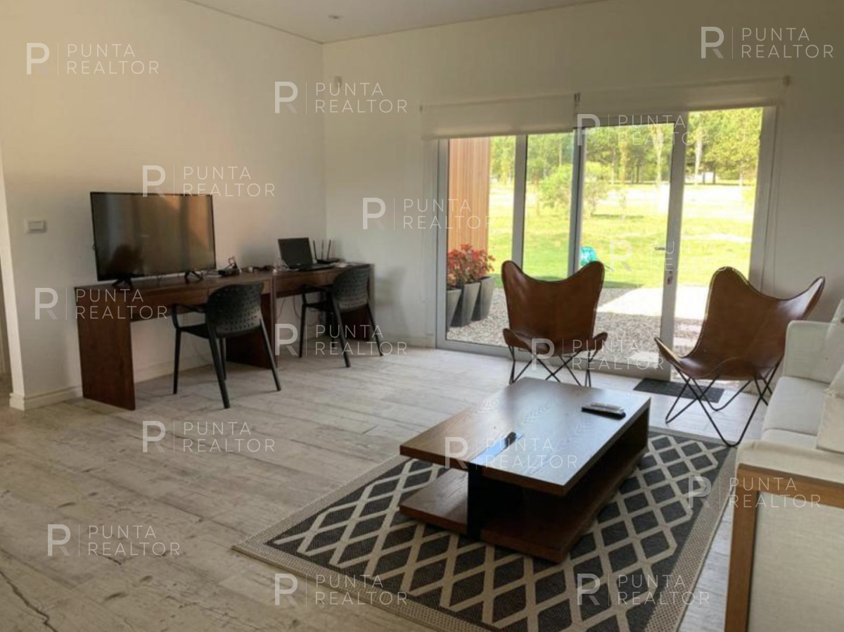 Casa ID.2532 - Alquiler Casa, 5 Dormitorios, Pueblo Mío, Manantiales, Uruguay