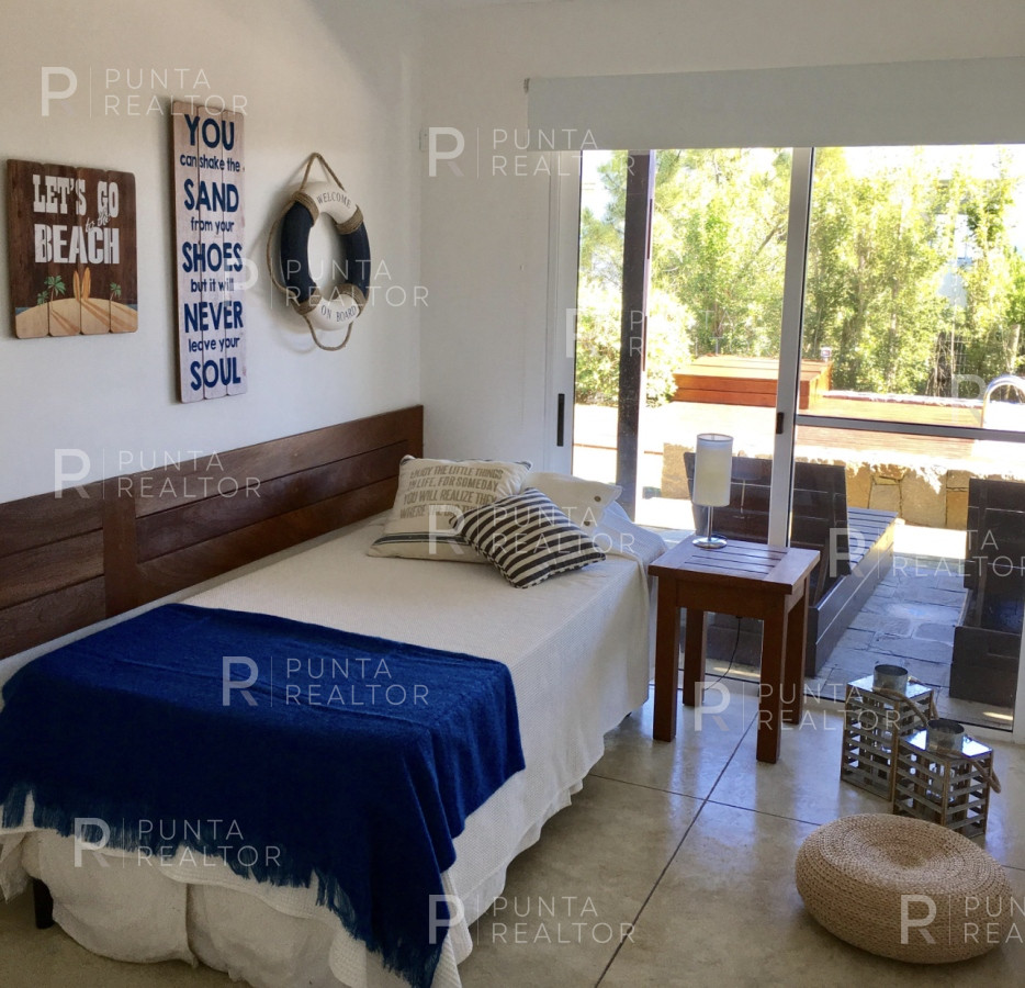 Casa ID.2155 - Casa venta 5 dormitorios, pileta, El Chorro, Manantiales, Uruguay