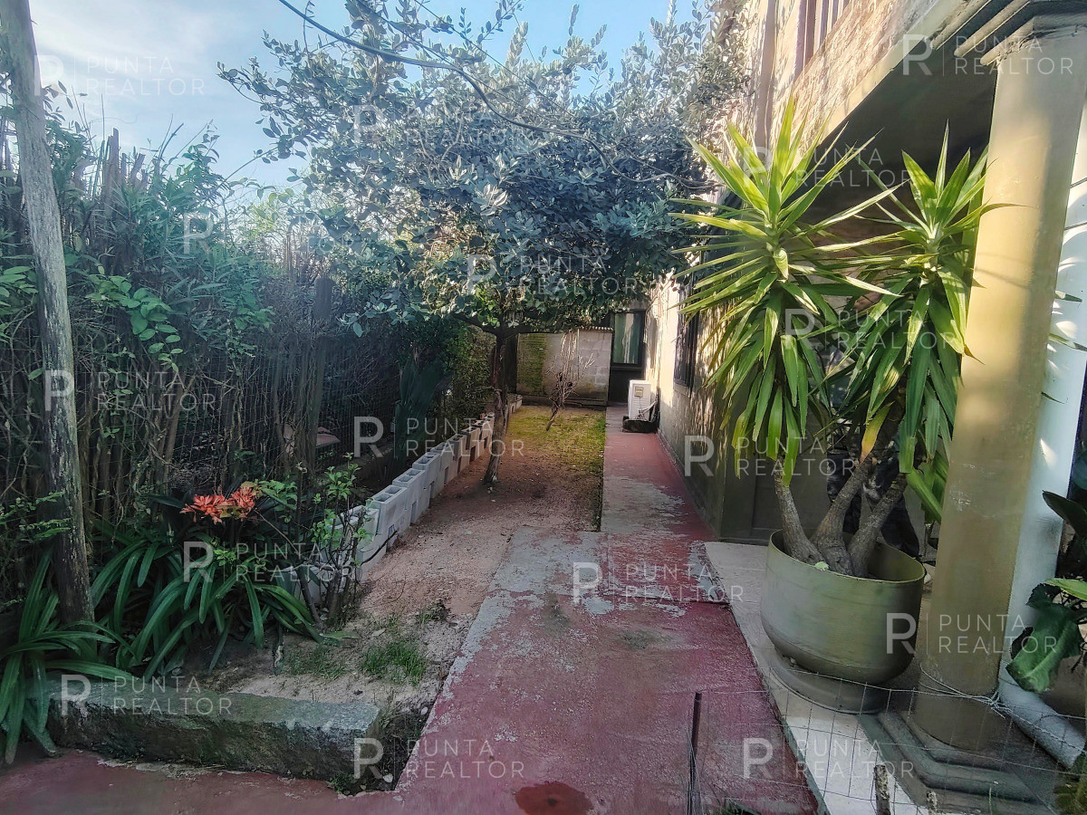 Casa ID.2436 - Casa Venta, 1 Dormitorio, El Tesoro, La Barra, Uruguay