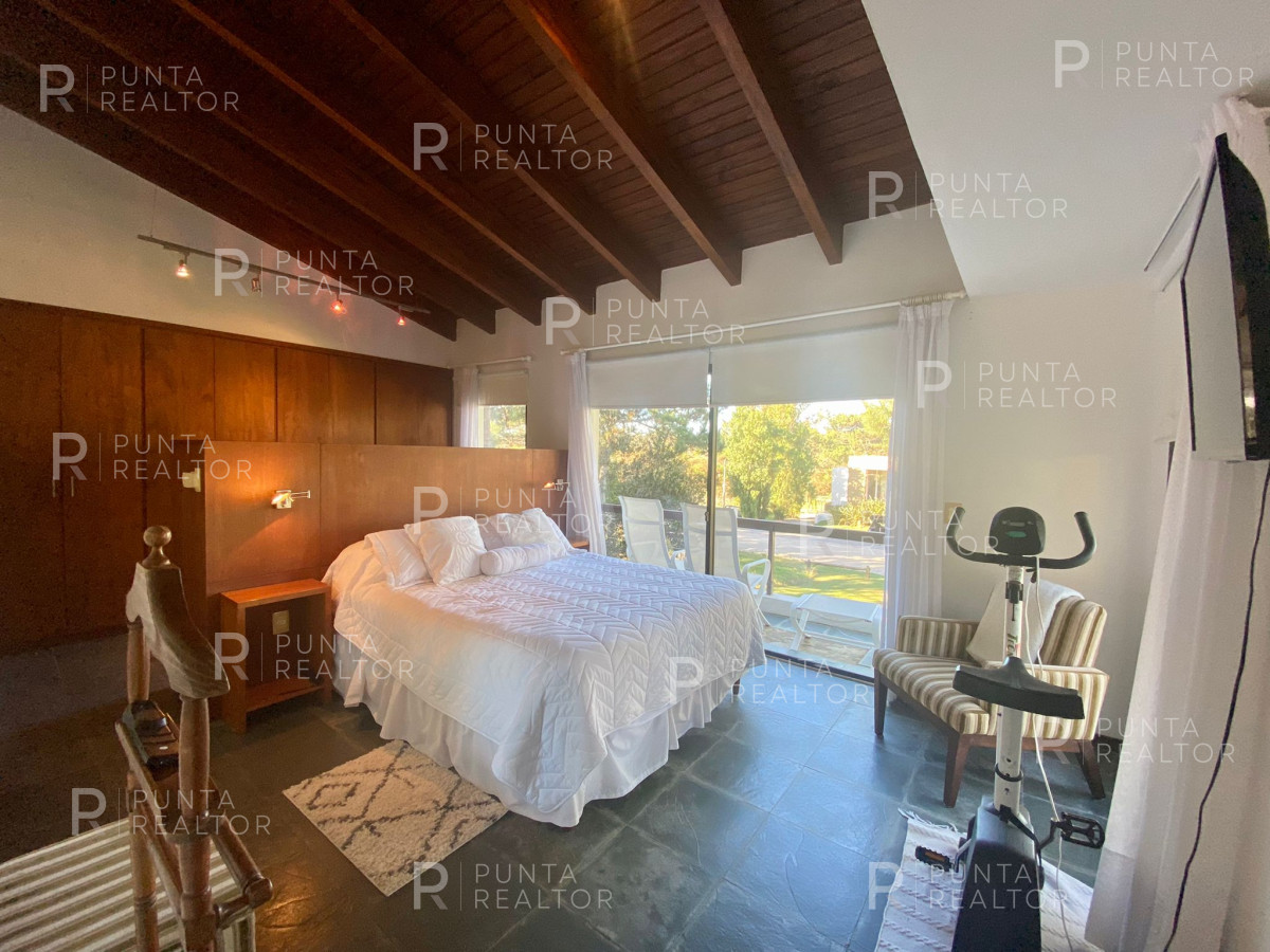 Casa ID.2055 - Casa Alquiler, 4 dormitorios, Pileta, Arenas de José Ignacio, Uruguay