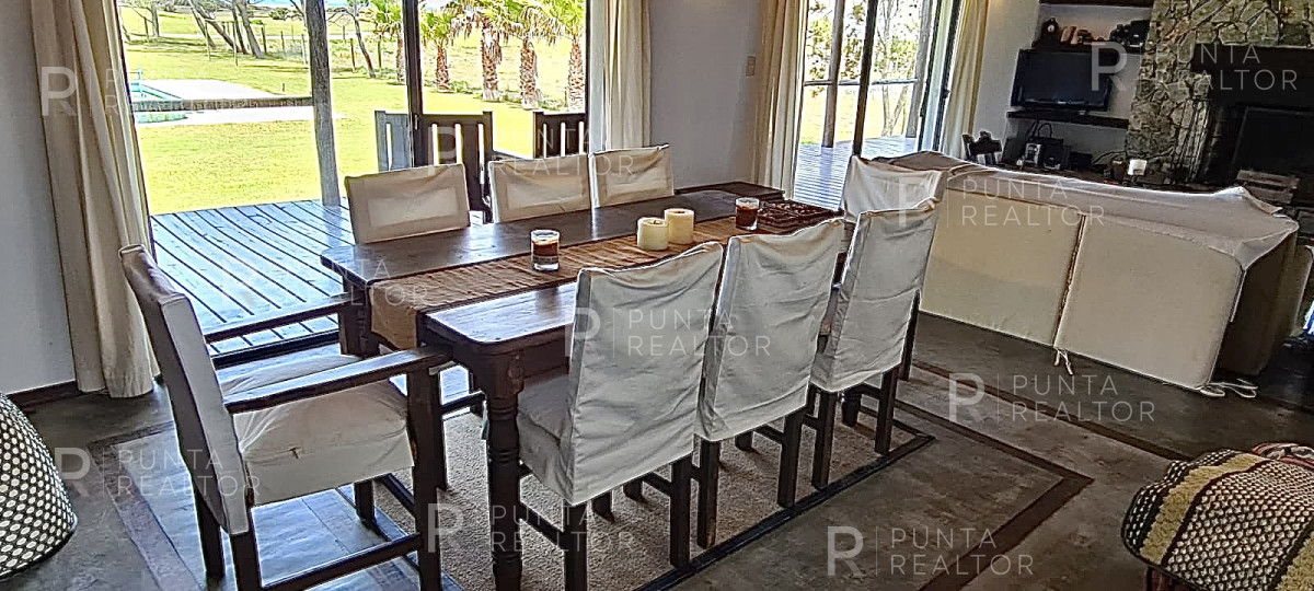 Casa ID.1318 - Casa Venta 4 dormitorios, Pileta, Arenas de José Ignacio, José Ignacio, Uruguay