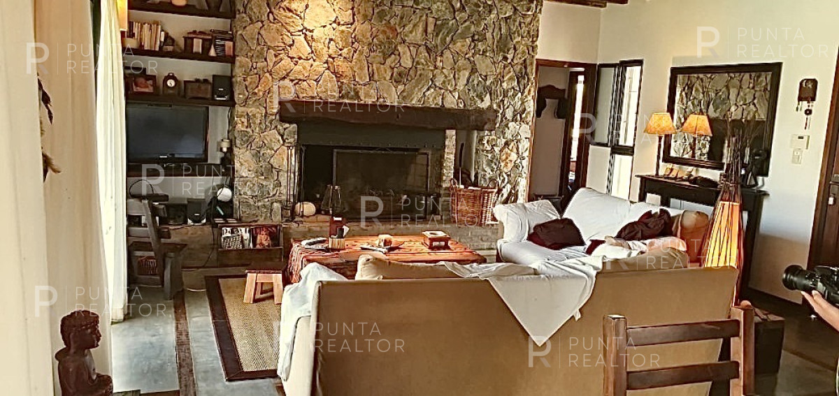 Casa ID.1318 - Casa Venta 4 dormitorios, Pileta, Arenas de José Ignacio, José Ignacio, Uruguay