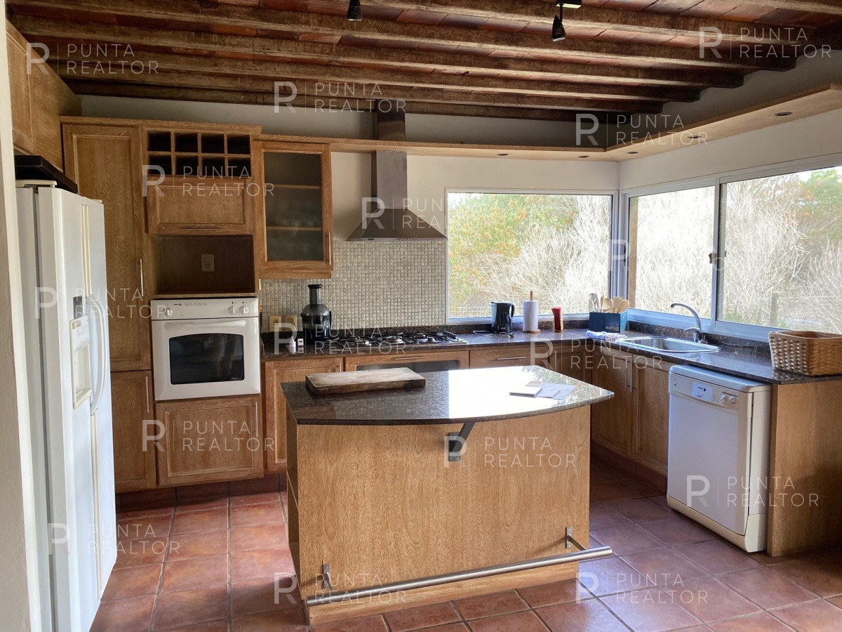 Casa ID.158 - Casa alquiler 4 dormitorios, Arenas de José Ignacio, José Ignacio, Uruguay