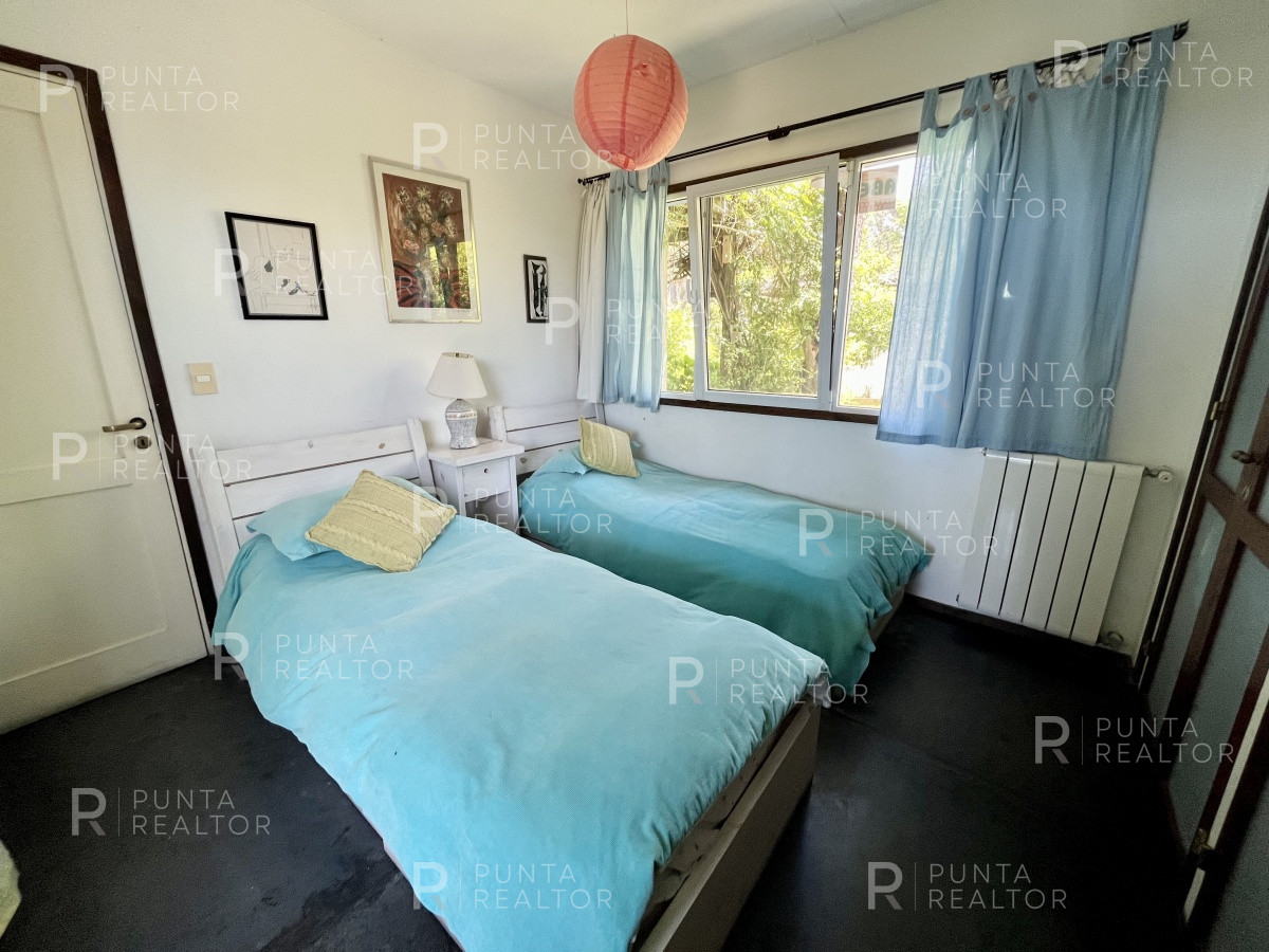 Casa ID.123 - Casa alquiler Montoya 4 dormitorios, La Barrra, Uruguay