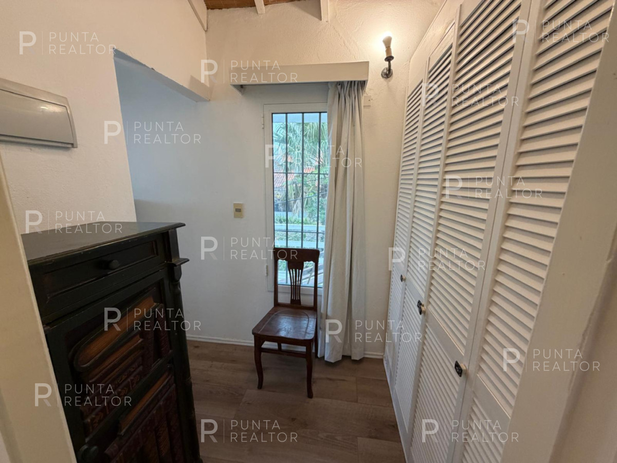 Casa ID.1941 - Casa Venta,  4 dormitorios, pileta, La Barra, Uruguay