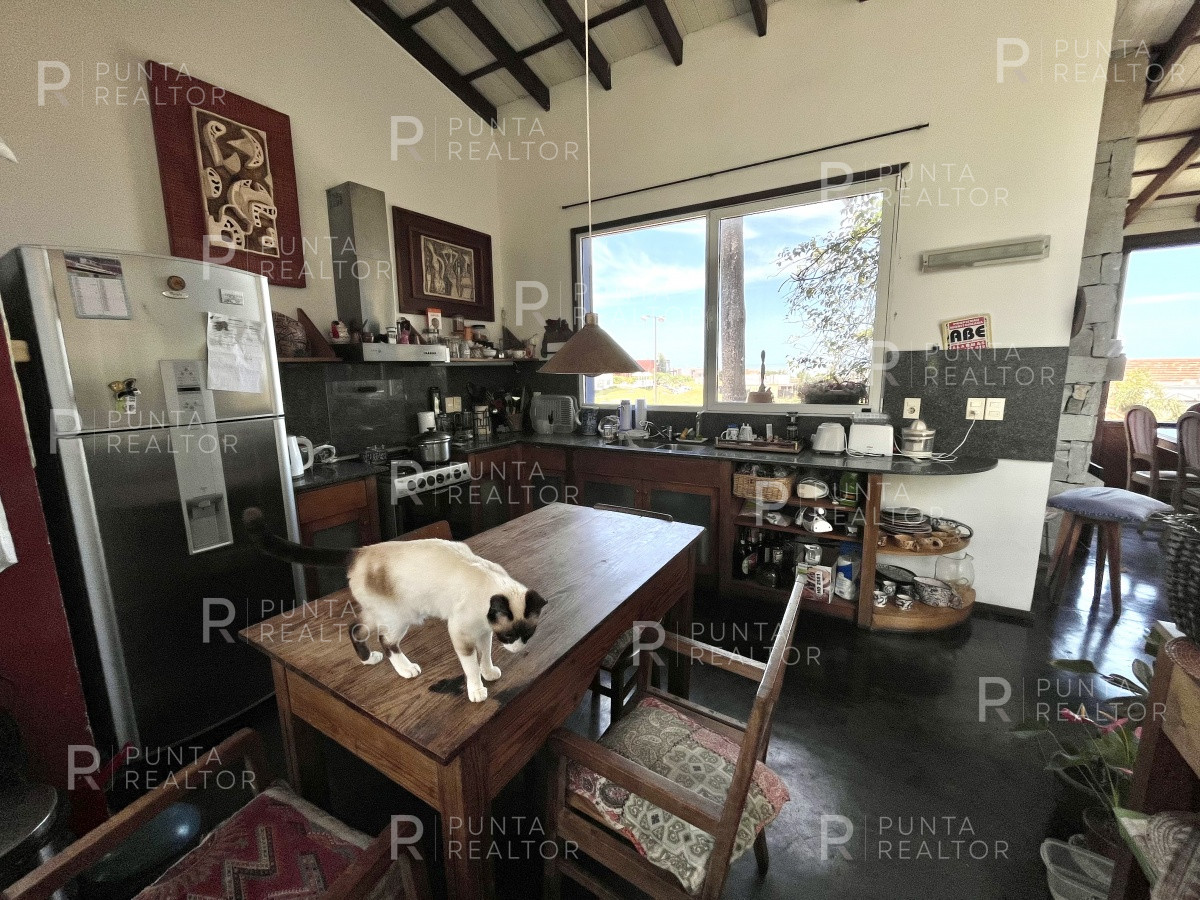 Casa ID.123 - Casa alquiler Montoya 4 dormitorios, La Barrra, Uruguay