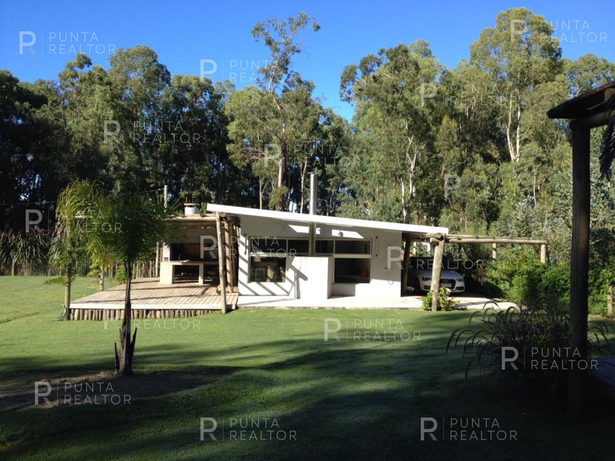 Casa ID.535 - Casa Venta, 3 dormitorios, 2 baños, El Tesoro, La Barra
