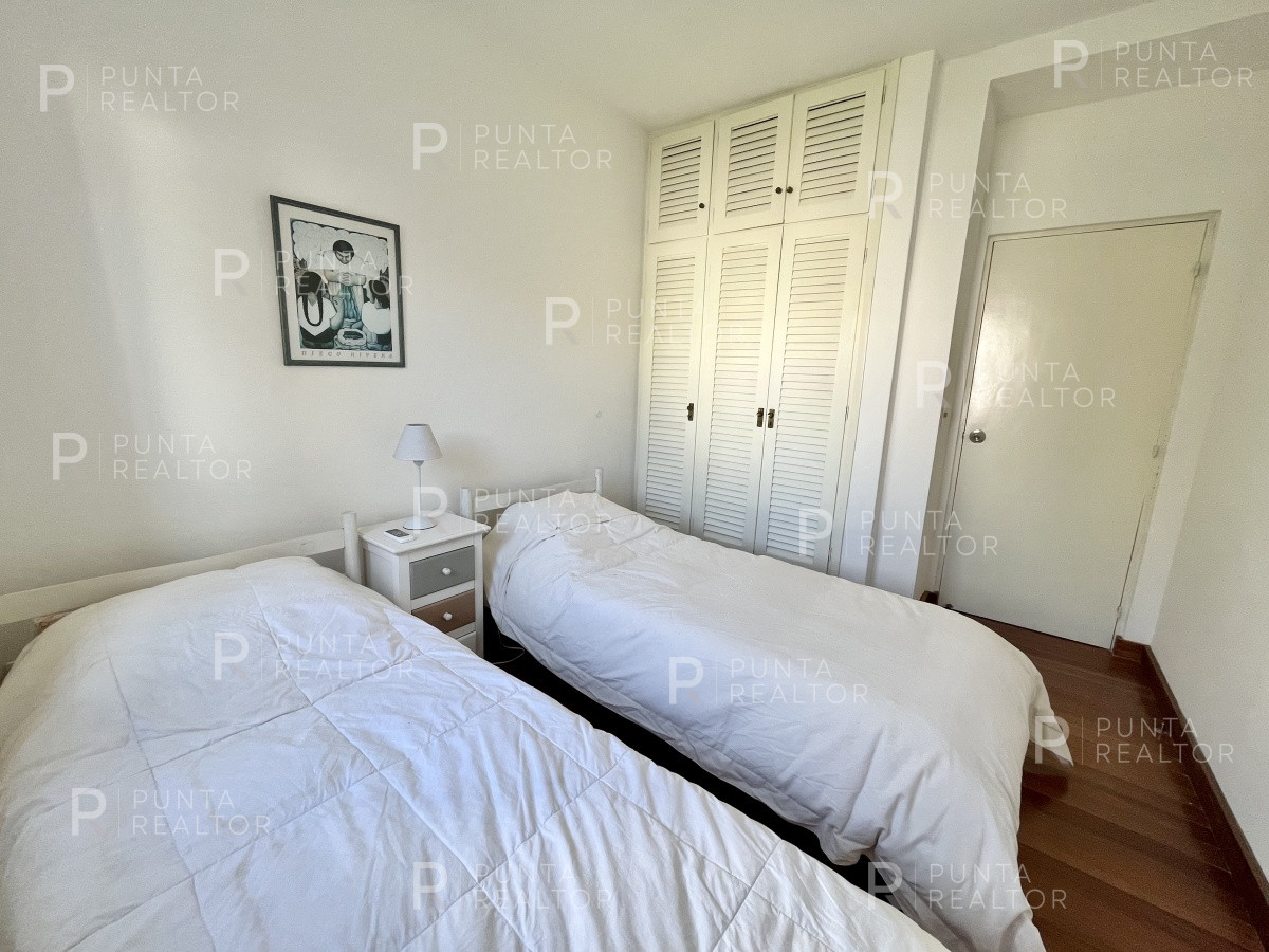 Casa ID.259 - Casa alquiler 4 dormitorios Pileta, La Barra, Uruguay