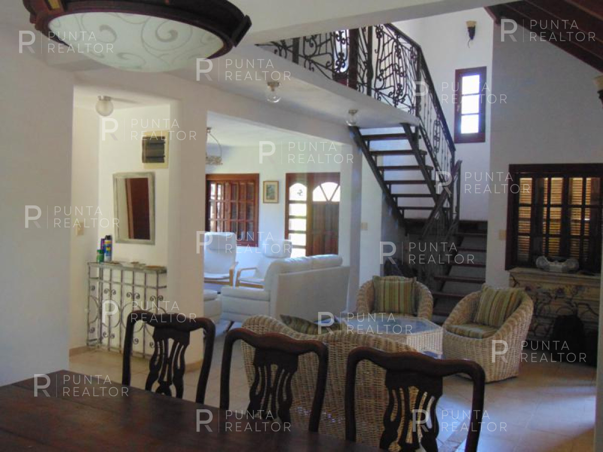 Casa ID.530 - Casa Alquiler 3 dormitorios El Tesoro, La Barra
