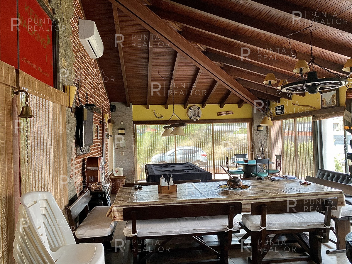 Casa ID.163 - Casa alquiler 4 dormitorios, pileta, Manantiales, Uruguay