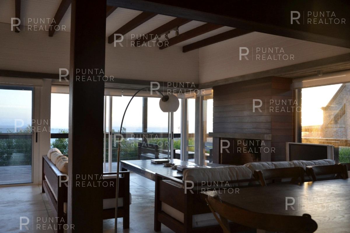 Casa ID.2155 - Casa venta 5 dormitorios, pileta, El Chorro, Manantiales, Uruguay