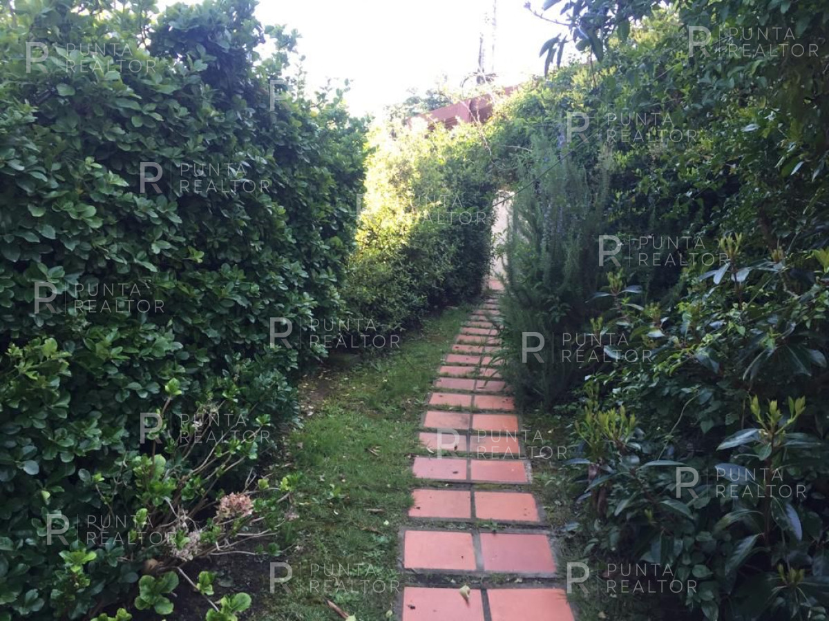 Casa ID.1170 - Casa alquiler 7 dormitorios, Pileta, La Barra, Uruguay