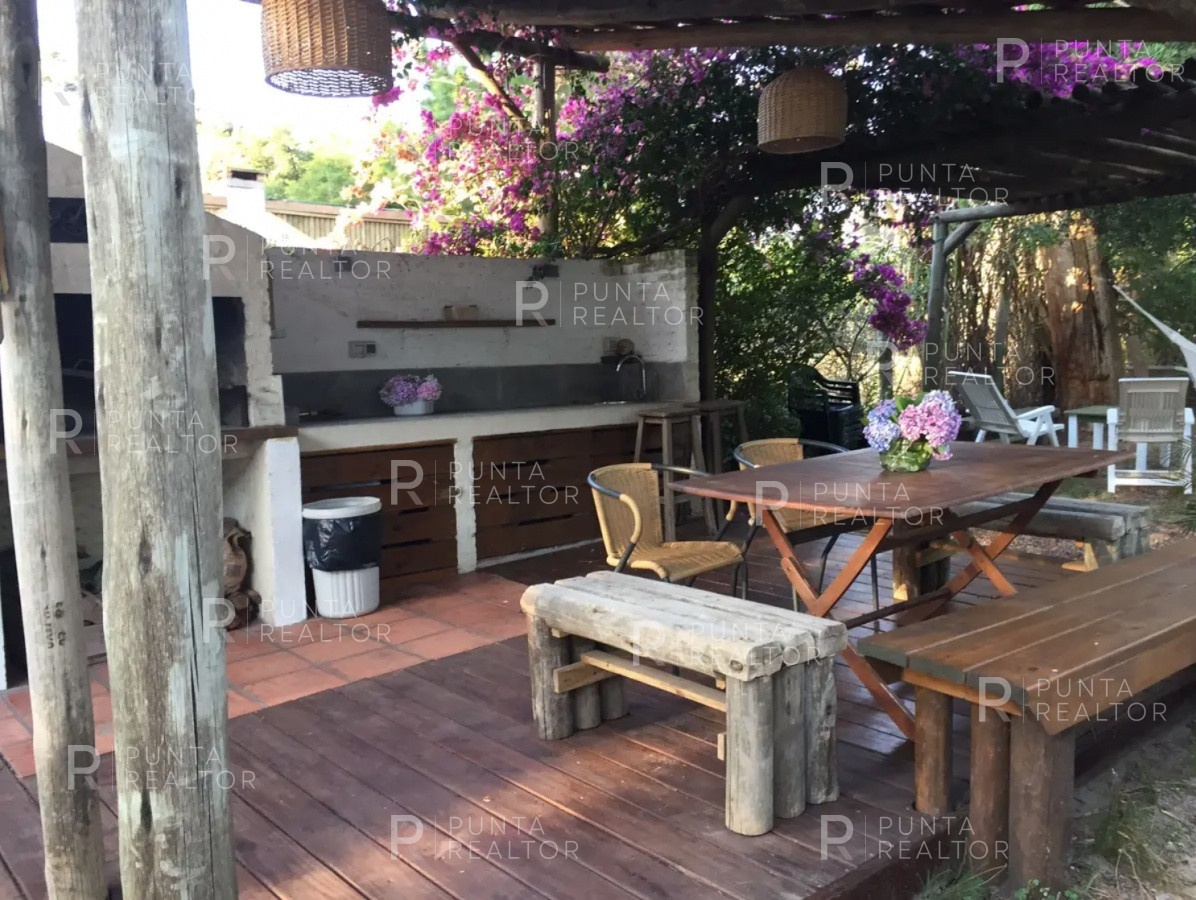 Casa ID.1240 - Casa Alquiler 2 dormitorios Montoya, La Barra, Maldonado, Uruguay