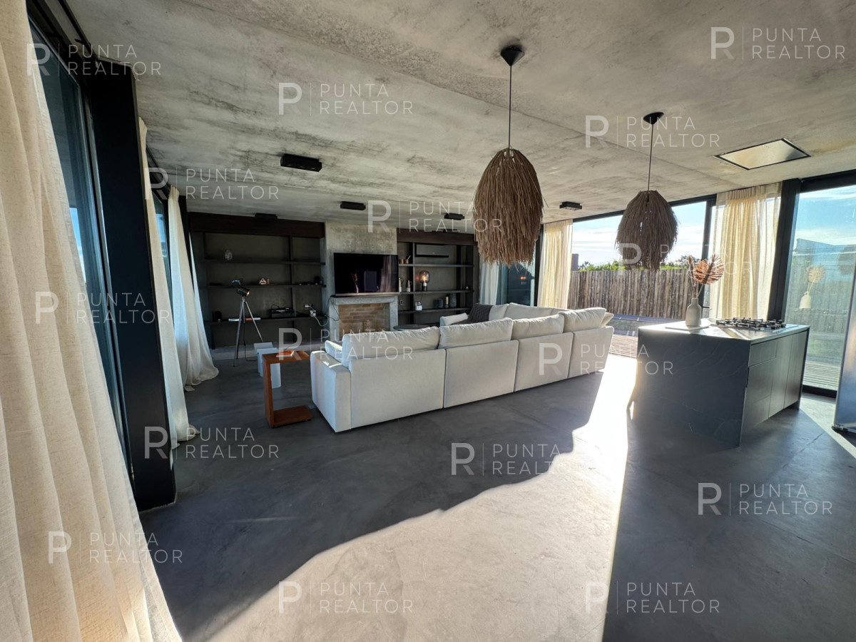 Casa ID.2355 - Casa Venta, 3 Dormitorios, Pileta, La Juanita, José Ignacio, Uruguay