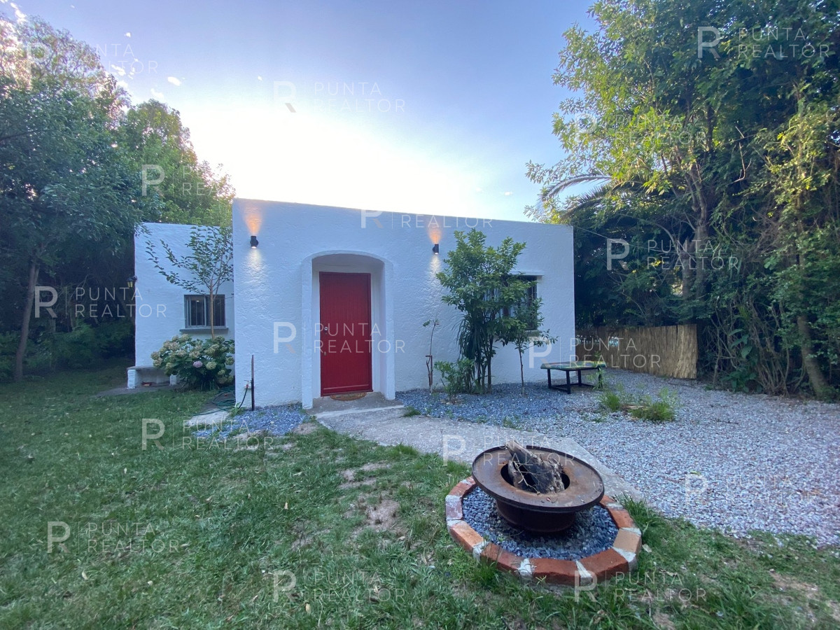 Casa ID.1956 - Casa en venta de 3 dormitorios en El Tesoro, La Barra, Uruguay 