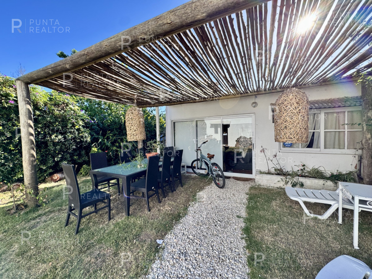 Casa ID.138 - Casa Venta 4 dormitorios, El Tesoro, La Barra, Uruguay
