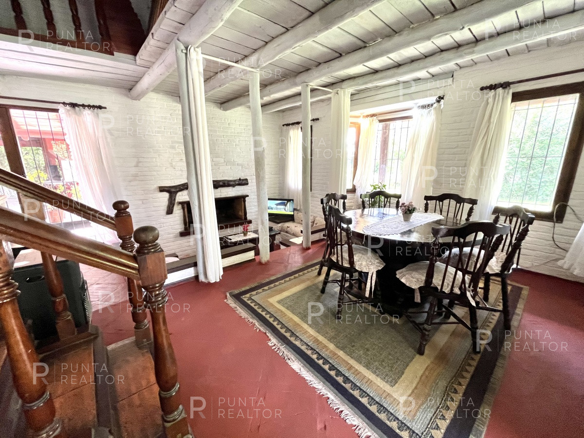 Casa ID.1213 - Casa venta 4 dormitorios, El Tesoro, La Barra, Uruguay