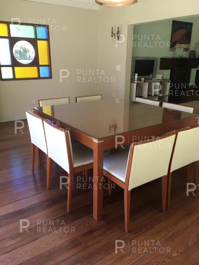 Casa ID.142 - Casa venta 4 dormitorios, El Tesoro, La Barra, Uruguay