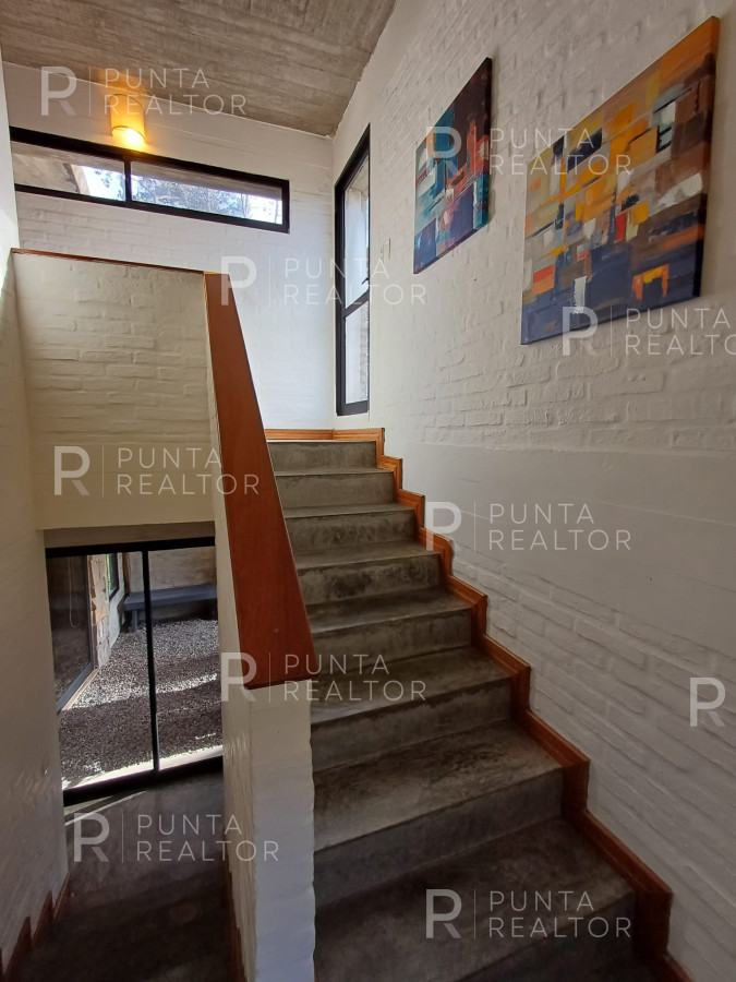 Casa ID.502 - casa Alquiler 4 dormitorios, Pileta, Montoya, La Barra, Uruguay