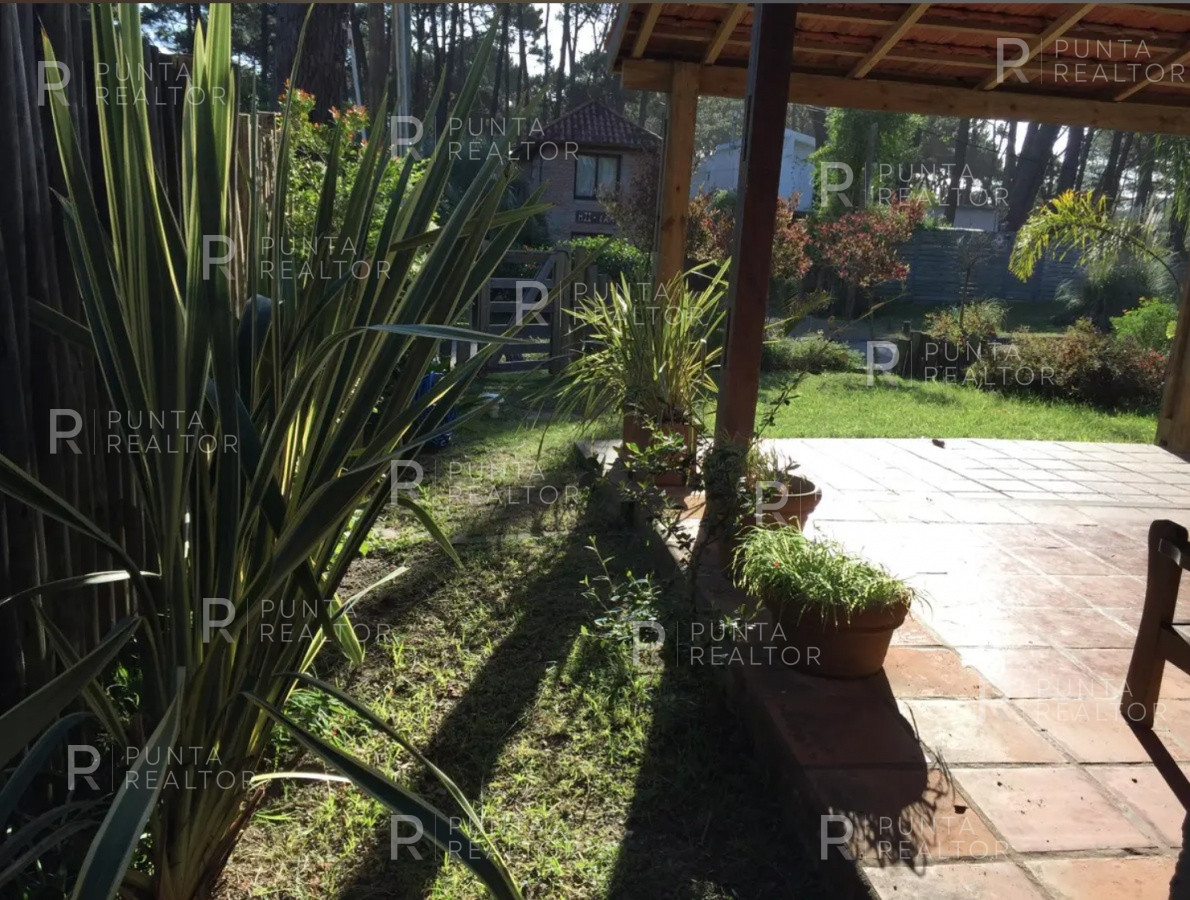Casa ID.1240 - Casa Alquiler 2 dormitorios Montoya, La Barra, Maldonado, Uruguay