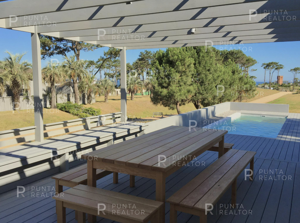 Casa ID.2154 - Casa alquiler Pinar del Faro 6 dormitorios, José Ignacio, Uruguay