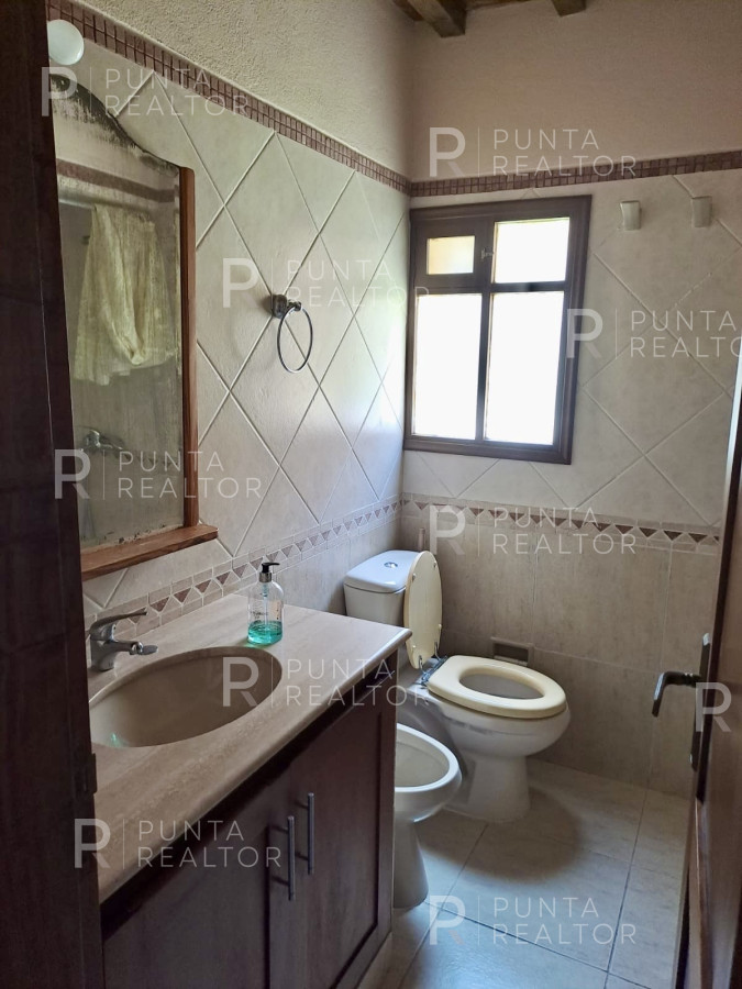 Casa ID.2298 - Casa Alquiler 4 dormitorios, Manantiales, Uruguay
