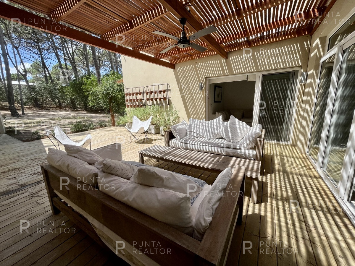 Casa ID.1399 - Casa de 5 dormitorios en venta en Pinar del Faro, José Ignacio, Uruguay