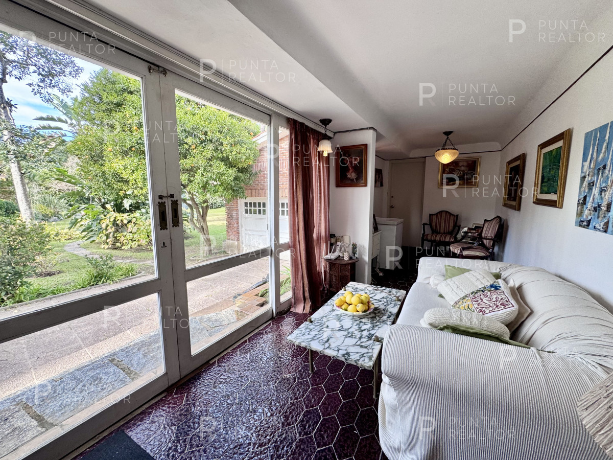 Casa ID.2339 - Casa Venta, 5 dormitorios, Punta del Este, Uruguay