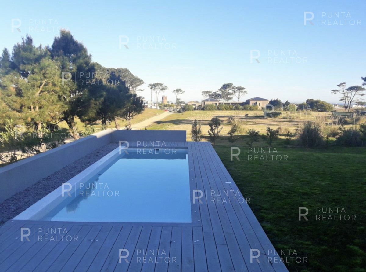 Casa ID.2154 - Casa alquiler Pinar del Faro 6 dormitorios, José Ignacio, Uruguay
