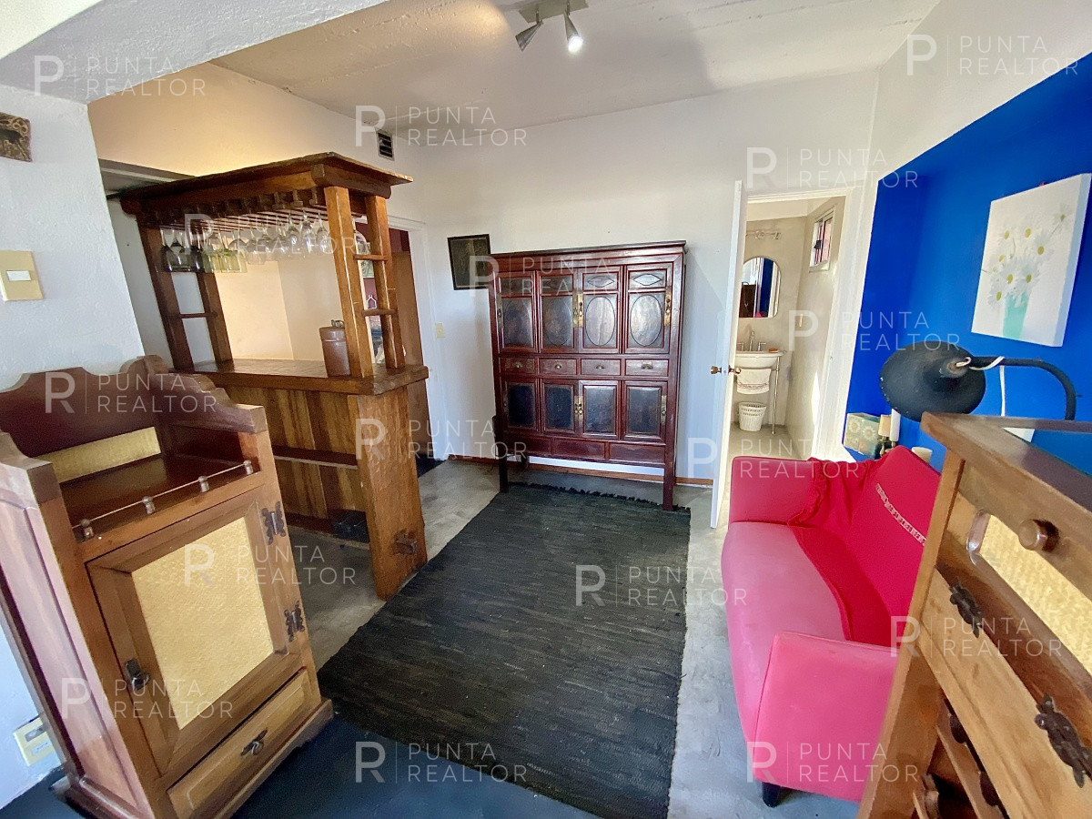 Casa ID.807 - Casa Venta 5 dormitorios, Altos de Punta Piedras, Manantiales, Uruguay