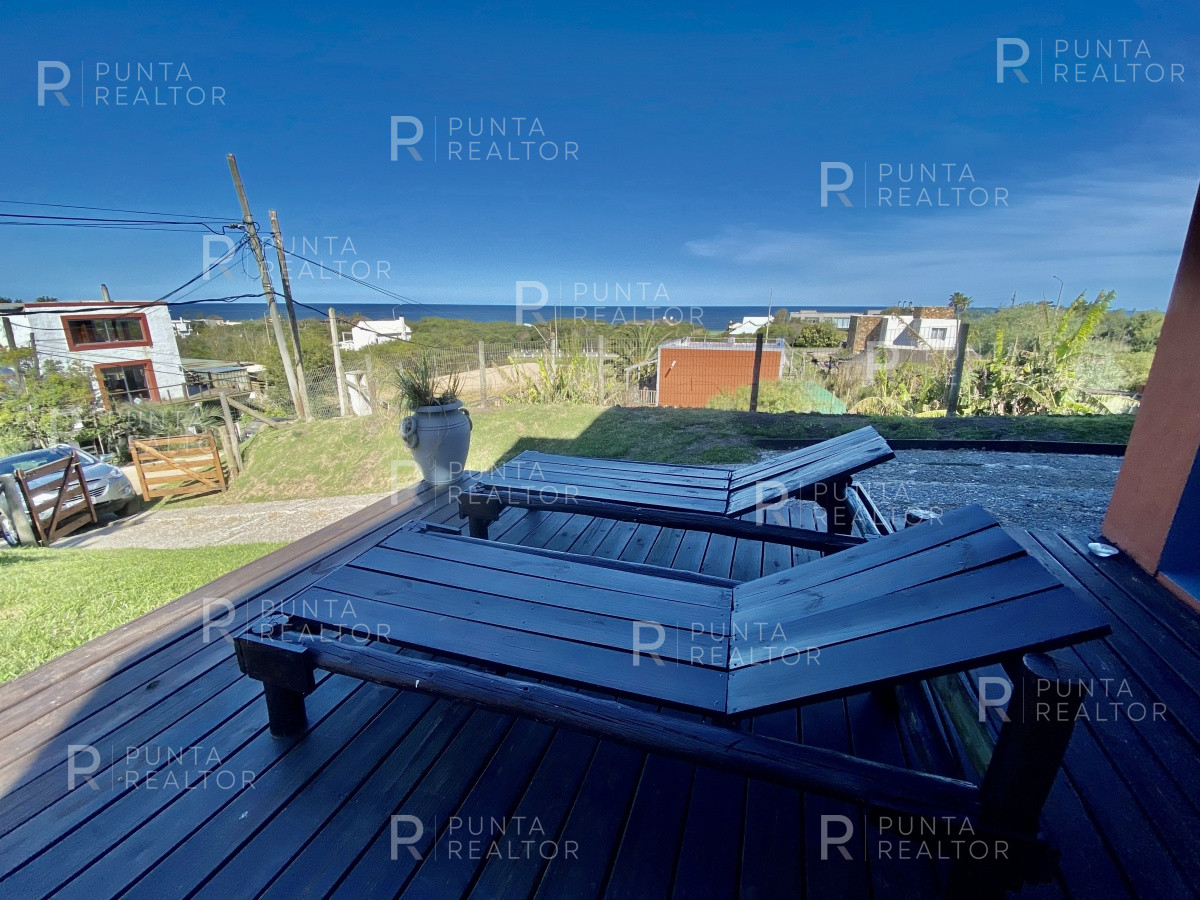 Casa ID.807 - Casa Venta 5 dormitorios, Altos de Punta Piedras, Manantiales, Uruguay