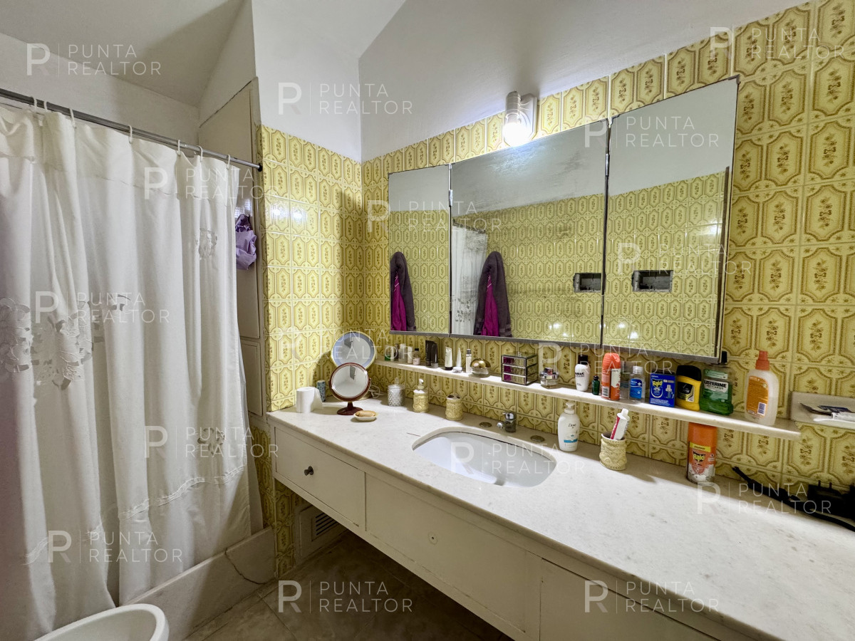 Casa ID.2339 - Casa Venta, 5 dormitorios, Punta del Este, Uruguay