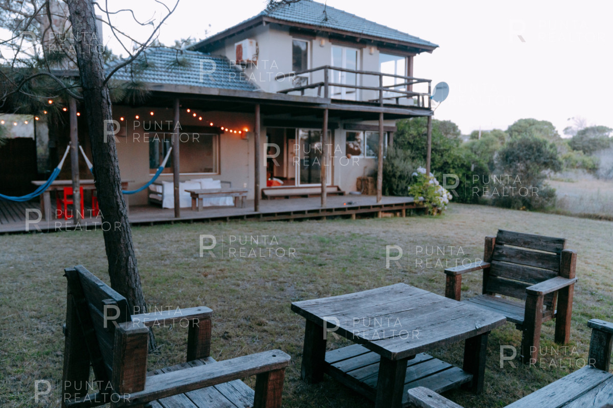 Casa ID.158 - Casa Alquiler, 4 Dormitorios, Pileta, Arenas de José Ignacio, José Ignacio, Uruguay