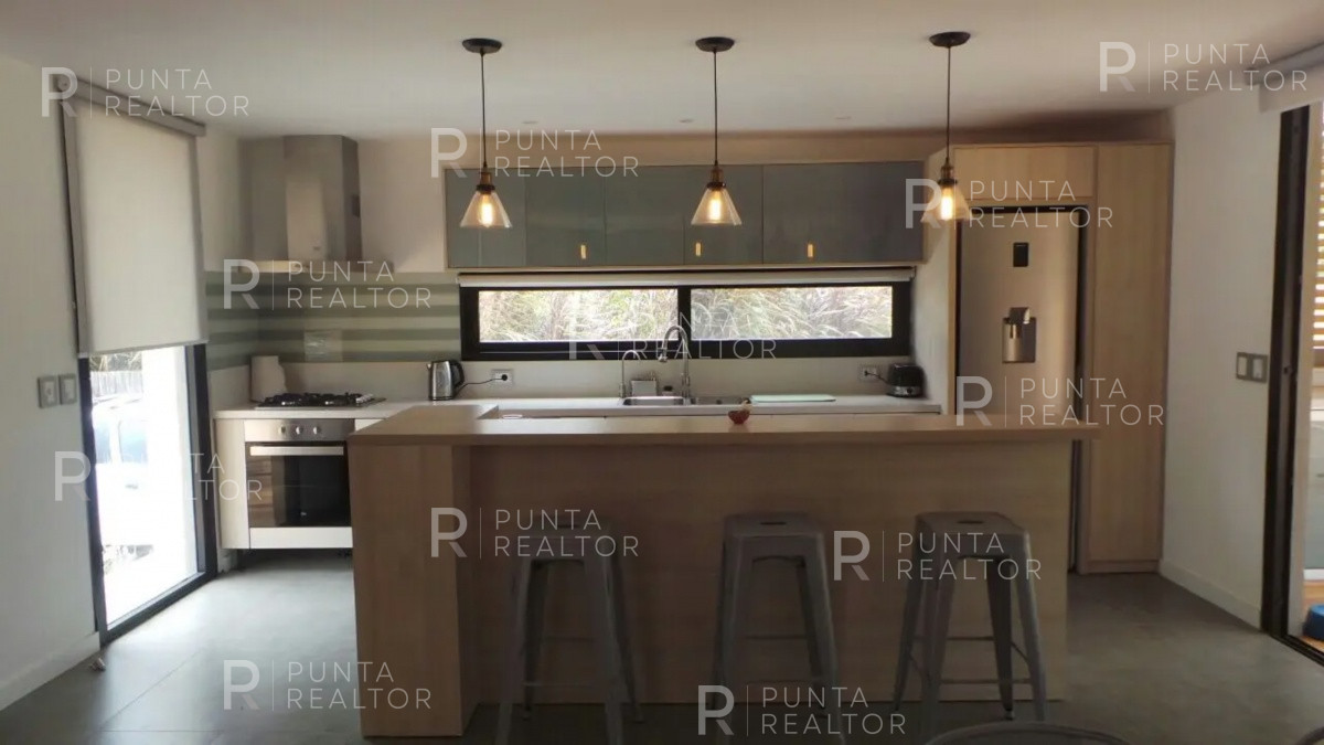 Casa ID.901 - Casa con pileta en alquiler invernal en Arenas de José Ignacio, Uruguay