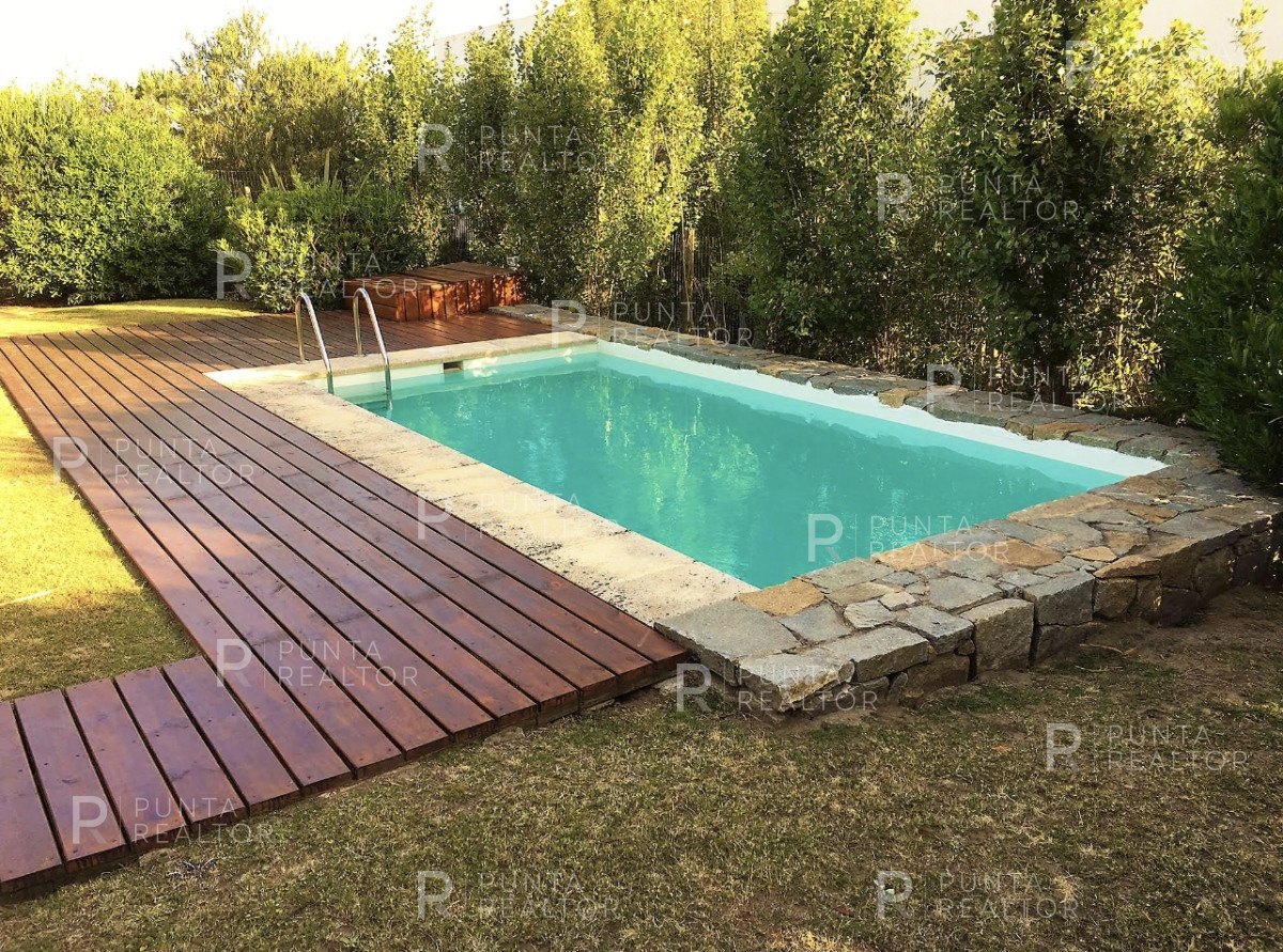 Casa ID.2155 - Casa venta 5 dormitorios, pileta, El Chorro, Manantiales, Uruguay