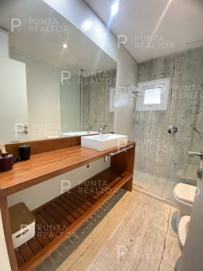 Casa ID.2532 - Alquiler Casa, 5 Dormitorios, Pueblo Mío, Manantiales, Uruguay