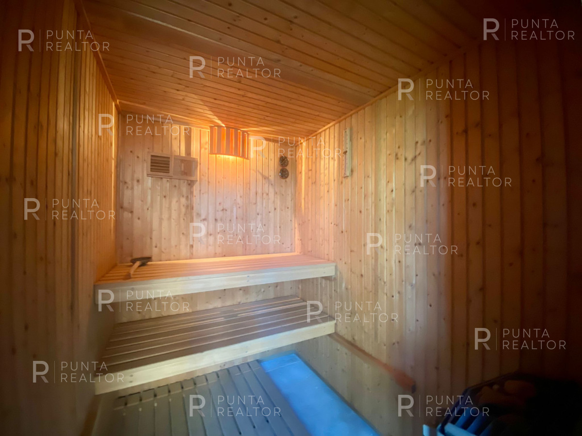 Casa ID.2055 - Casa Alquiler, 4 dormitorios, Pileta, Arenas de José Ignacio, Uruguay