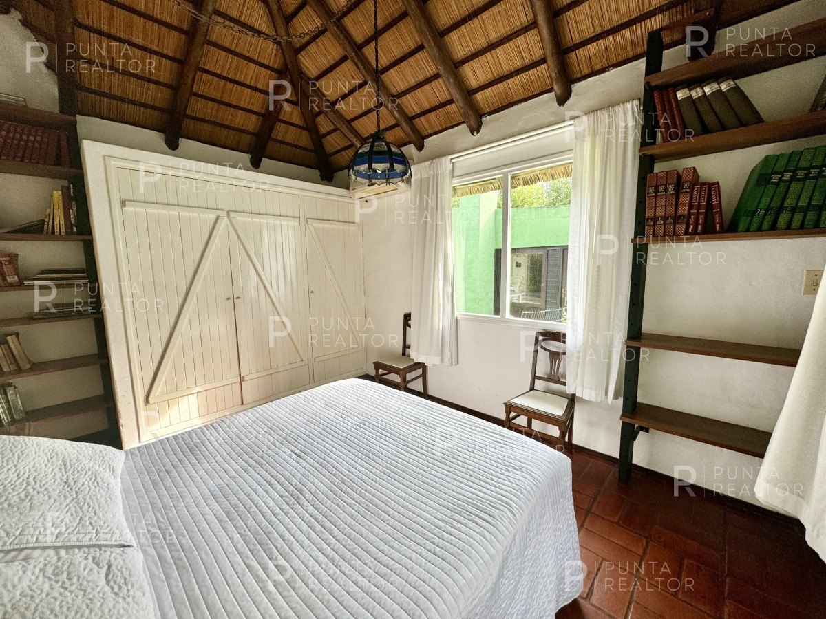 Casa ID.1935 - Casa en venta de 3 dormitorios en El Tesoro, La Barra, Uruguay