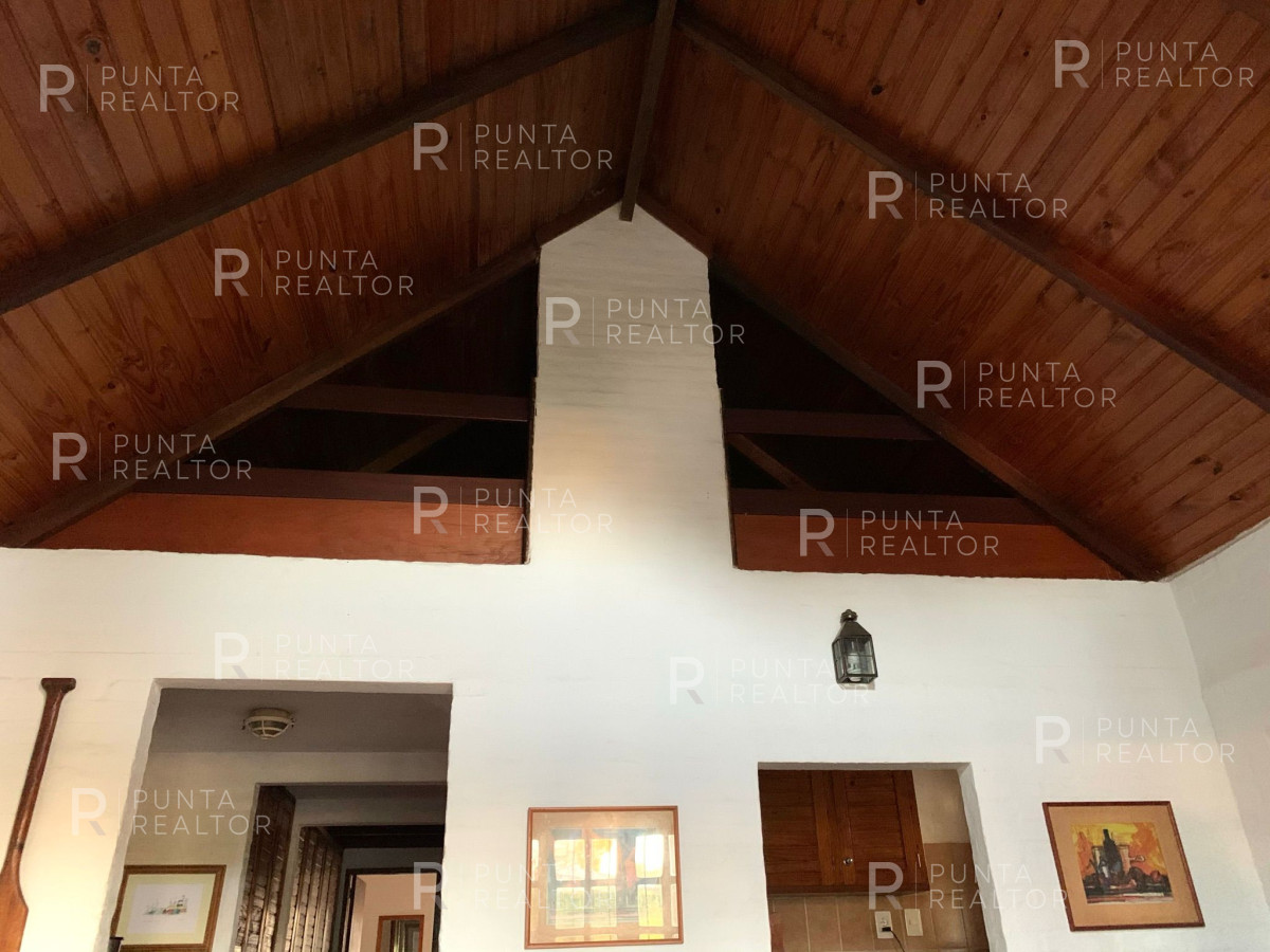 Casa ID.1371 - Alquiler Casa, 4 Dormitorios, El Tesoro, La Barra, Punta del Este