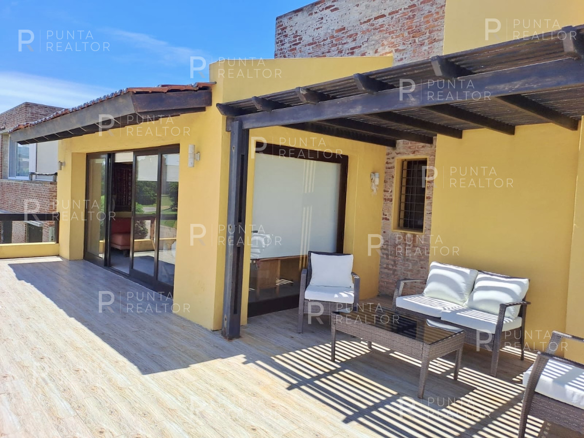 Casa ID.2298 - Casa Alquiler 4 dormitorios, Manantiales, Uruguay