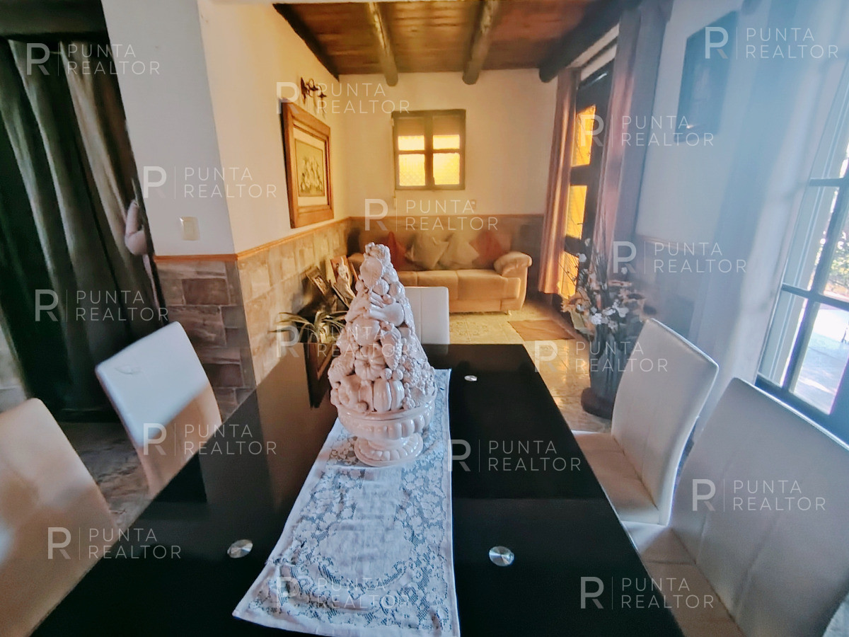 Casa ID.2436 - Casa Venta, 1 Dormitorio, El Tesoro, La Barra, Uruguay