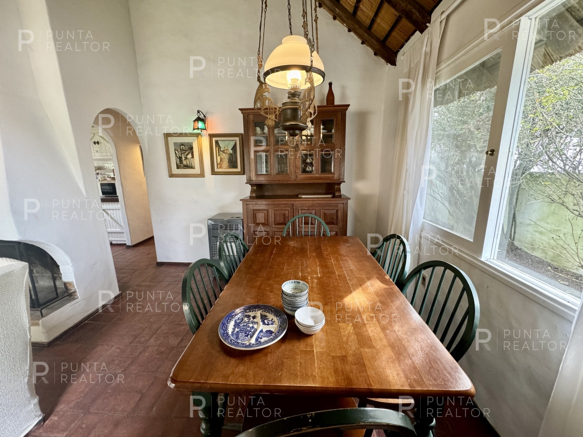 Casa ID.1935 - Casa en venta de 3 dormitorios en El Tesoro, La Barra, Uruguay
