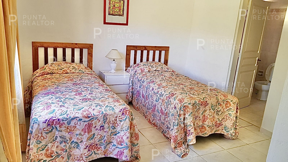 Casa ID.480 - Casa alquiler 6 dormitorios, La Barra, Uruguay