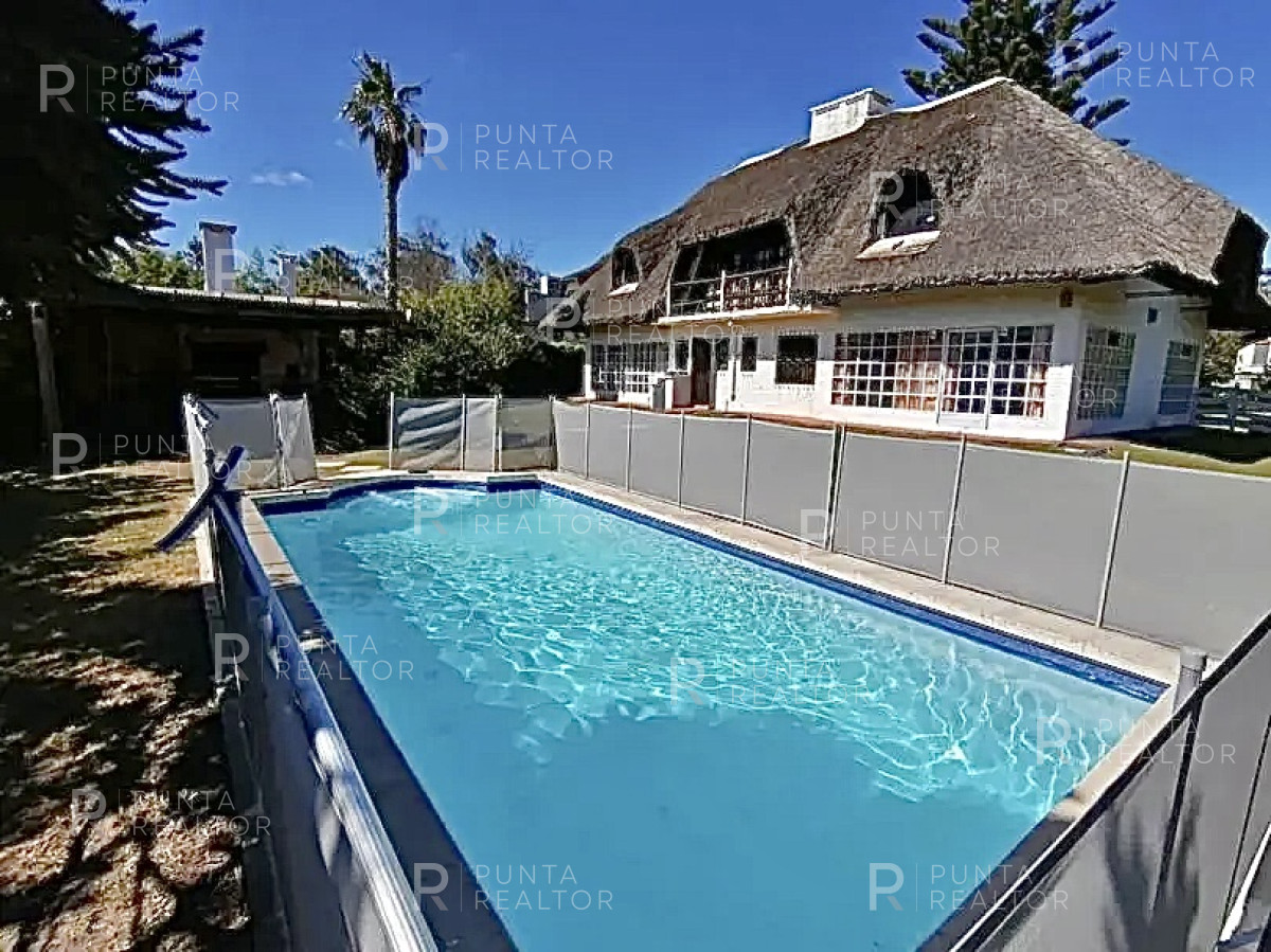 Casa ID.1318 - Casa Venta 4 dormitorios, Pileta, Arenas de José Ignacio, José Ignacio, Uruguay