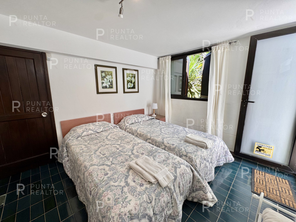Casa ID.152 - Casa Alquiler 5 dormitorios, La Posta del Cangrejo, La Barra, Uruguay