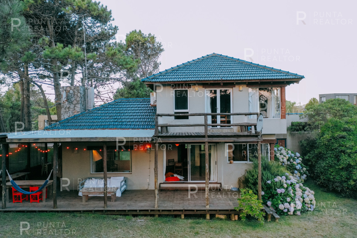 Casa ID.158 - Casa Alquiler, 4 Dormitorios, Pileta, Arenas de José Ignacio, José Ignacio, Uruguay